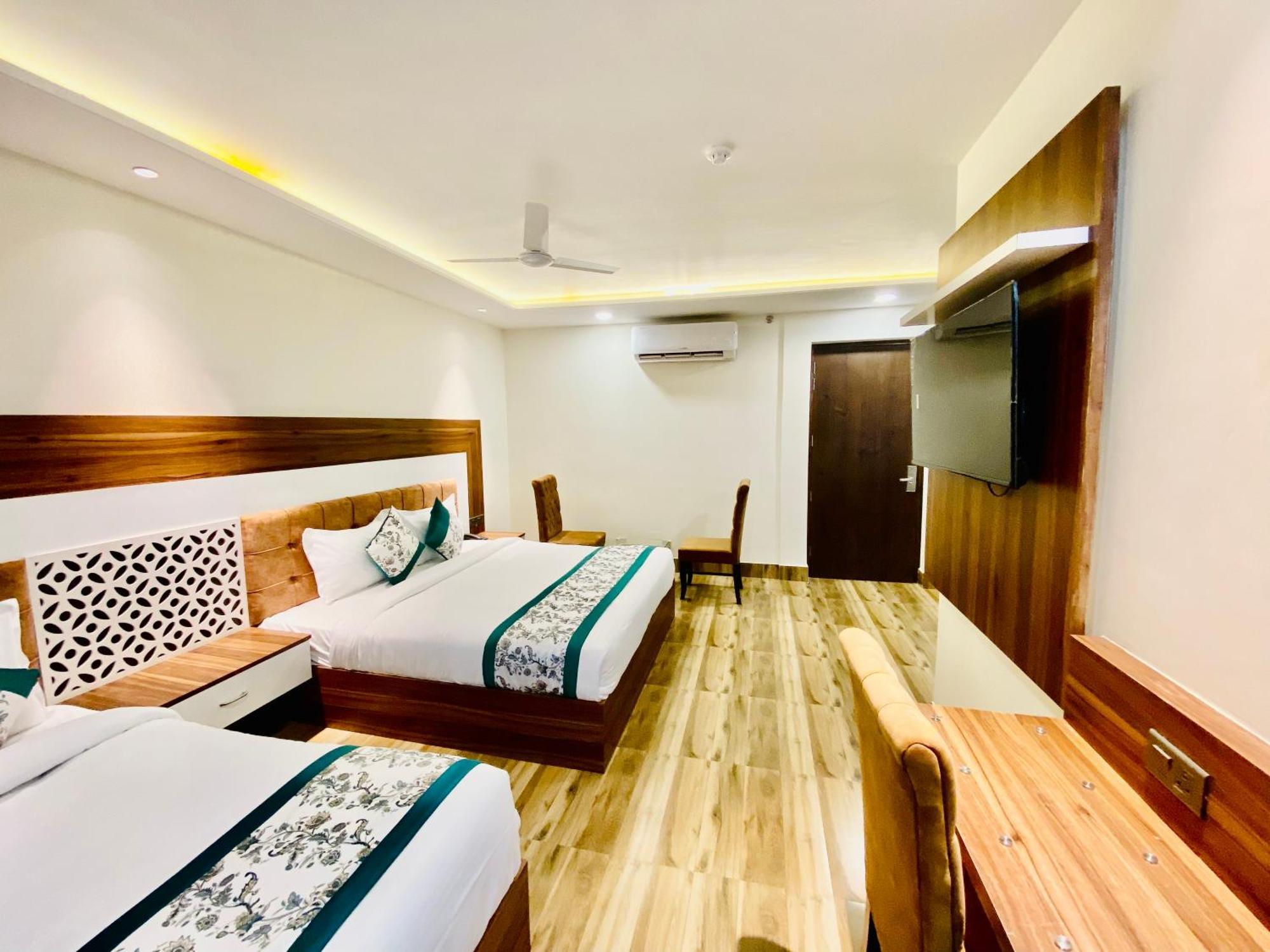 Hotel White House 350 Mtr From Golden Temple أمريتسار المظهر الخارجي الصورة