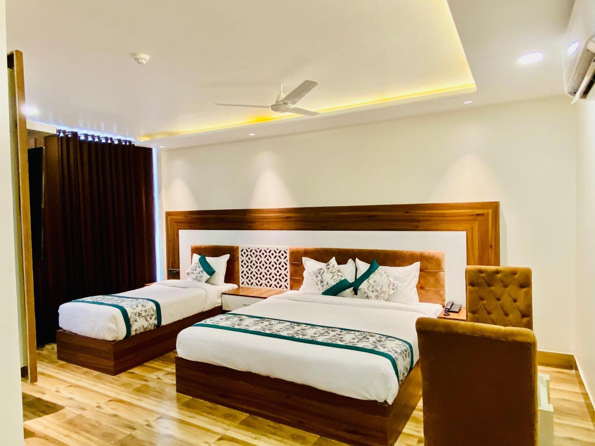 Hotel White House 350 Mtr From Golden Temple أمريتسار المظهر الخارجي الصورة